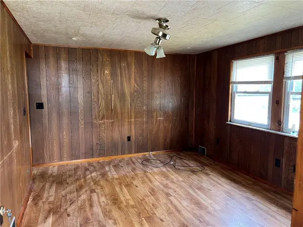 212 Shaffer Ave, Elizabeth Twp/boro, PA 15037