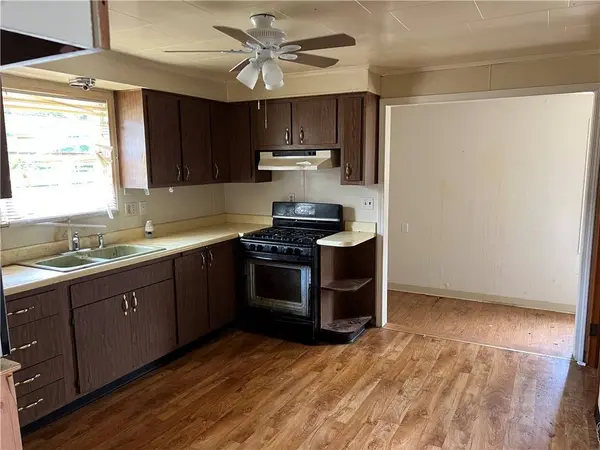 212 Shaffer Ave, Elizabeth Twp/boro, PA 15037