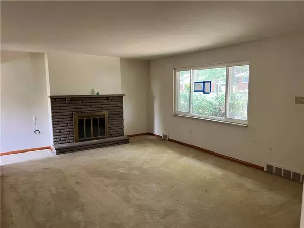 4415 Mckenzie Dr, Monroeville, PA 15146