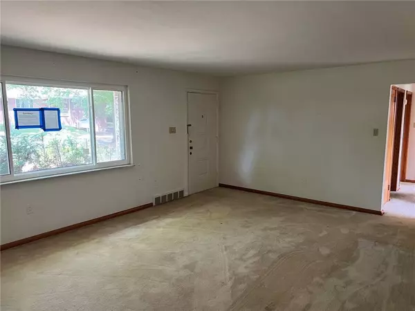 4415 Mckenzie Dr, Monroeville, PA 15146