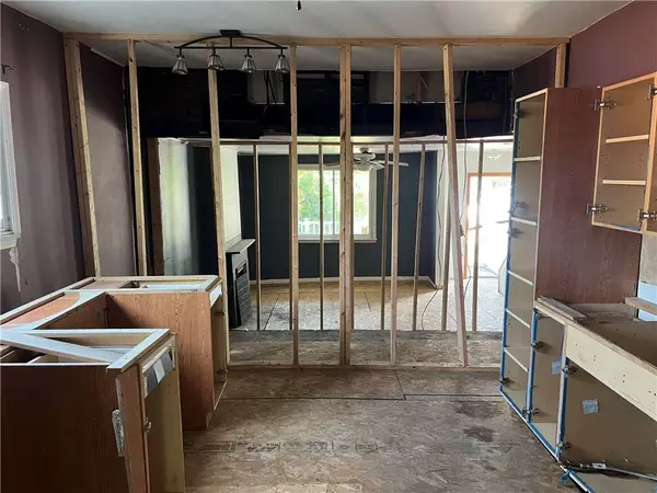 211 Wilbert St, Mt Washington, PA 15211