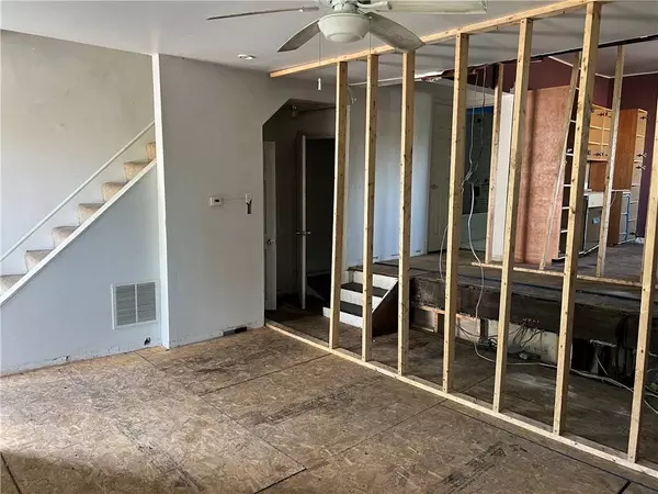 211 Wilbert St, Mt Washington, PA 15211