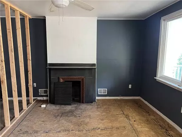 211 Wilbert St, Mt Washington, PA 15211