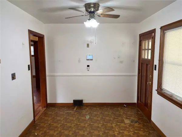 519 Newmyer Ave, Connellsville, PA 15425