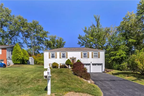 315 Alpine Village Dr, Monroeville, PA 15146