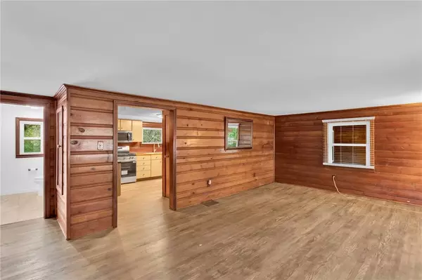 155 Harrold St, Hempfield Twp, PA 15644