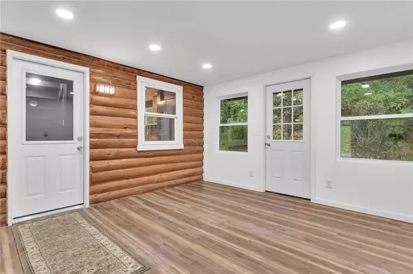 155 Harrold St, Hempfield Twp, PA 15644