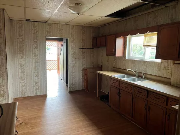 142 11th St, Center Twp/homer Cty, PA 15754