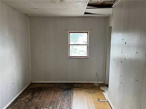 142 11th St, Center Twp/homer Cty, PA 15754