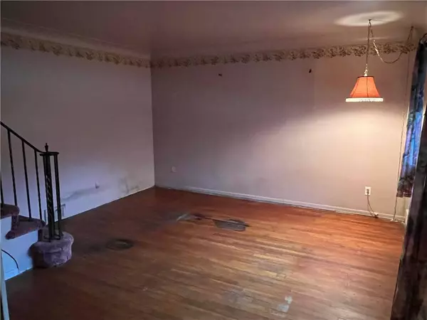 2618 Reiter Rd, Penn Hills, PA 15235