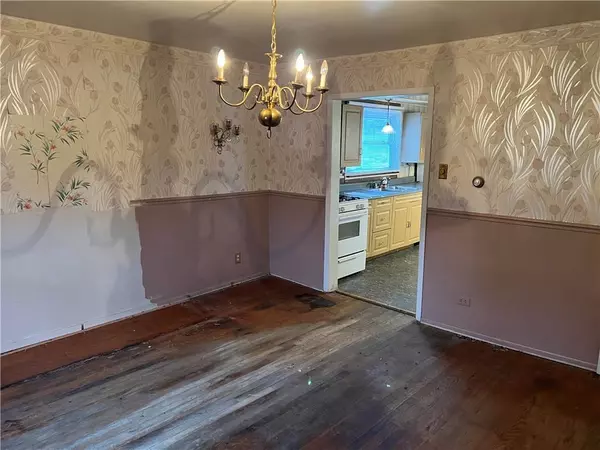 2618 Reiter Rd, Penn Hills, PA 15235