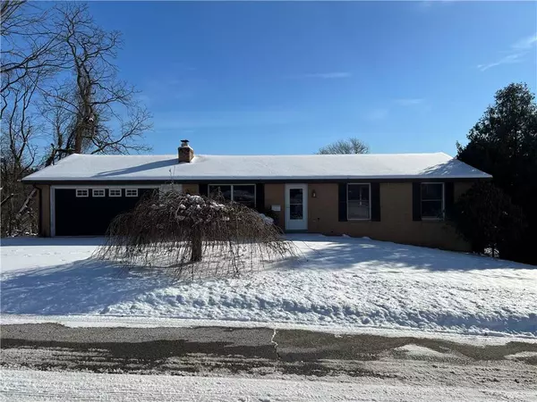 1014 Jefferson Ave, Jeannette, PA 15644