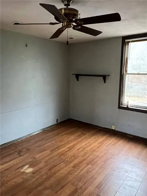 240 Penn Adamsburg Rd, Hempfield Twp, PA 15675