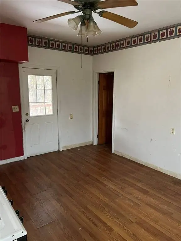 240 Penn Adamsburg Rd, Hempfield Twp, PA 15675