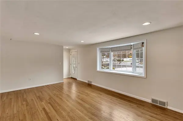 420 Center Church Rd, Canonsburg, PA 15317