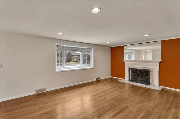 420 Center Church Rd, Canonsburg, PA 15317