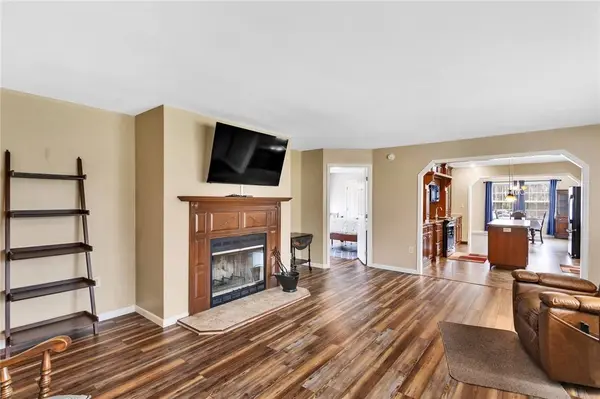 219 Pine Hill Rd, South Bend Twp, PA 15774