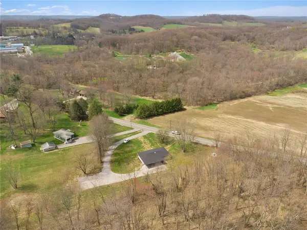 138 Ford City Rd, South Buffalo Twp, PA 16229