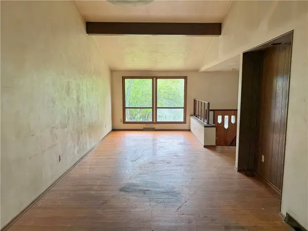 110 Roger Lane, Hempfield Twp, PA 15642