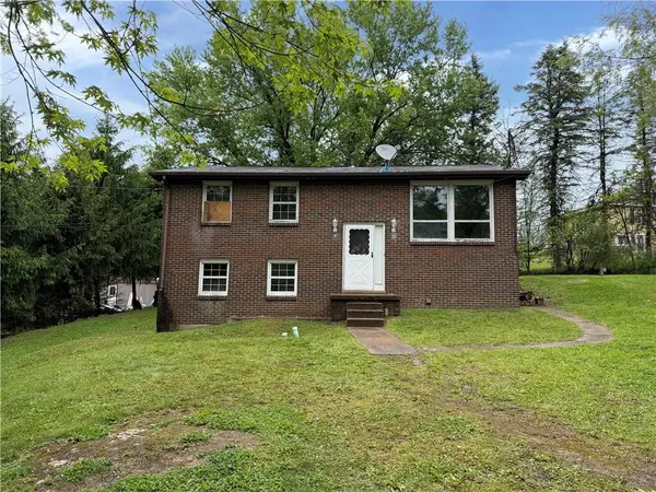 110 Roger Lane, Hempfield Twp, PA 15642