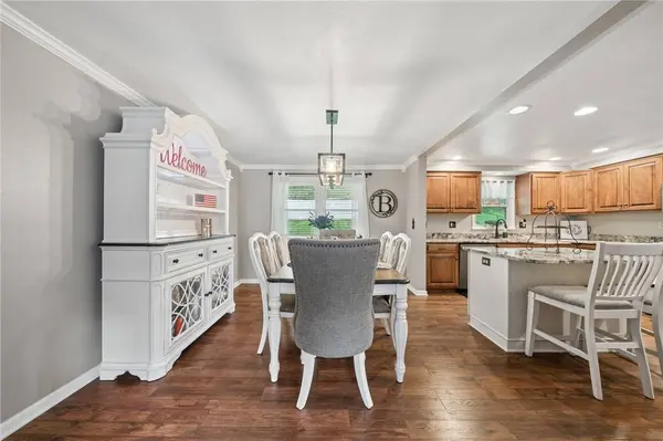 668 Carnival Dr, Plum Boro, PA 15239
