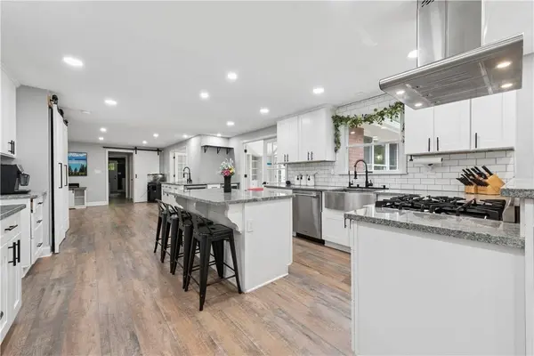 4019 Mayflower Ct, Murrysville, PA 15668