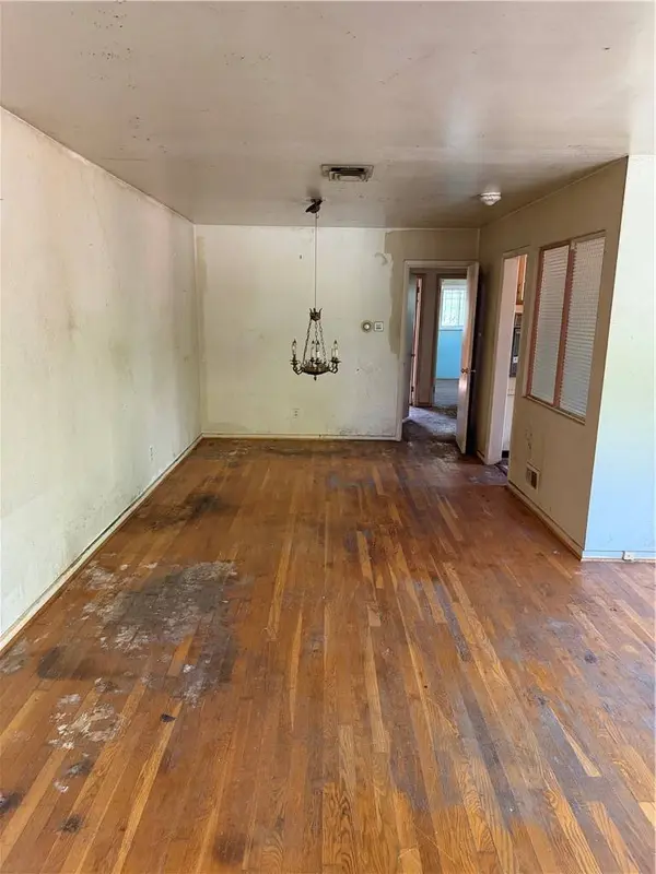 7012 Penn Ave, Point Breeze, PA 15208