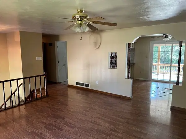 470 Donohoe Rd, Hempfield Twp, PA 15601