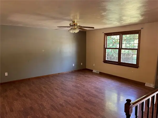 470 Donohoe Rd, Hempfield Twp, PA 15601