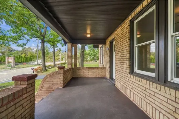 1890 Hulton Rd, Plum Boro, PA 15147