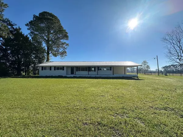 1918 Register Road, Adel, GA 31620