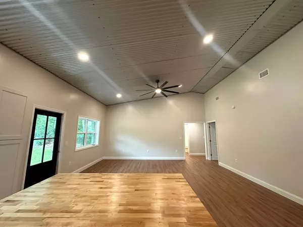 803 S Forrest Avenue, Adel, GA 31620