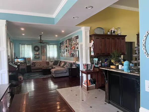 201 E Eighth Street, Adel, GA 31620