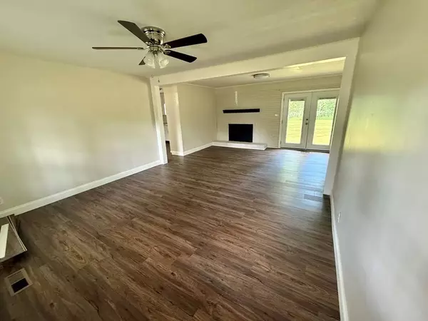 808 S Laurel Avenue, Adel, GA 31620