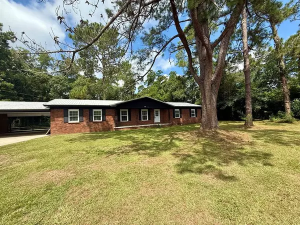 808 S Laurel Avenue, Adel, GA 31620