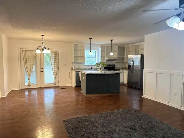 1296 Boone Road, Adel, GA 31620