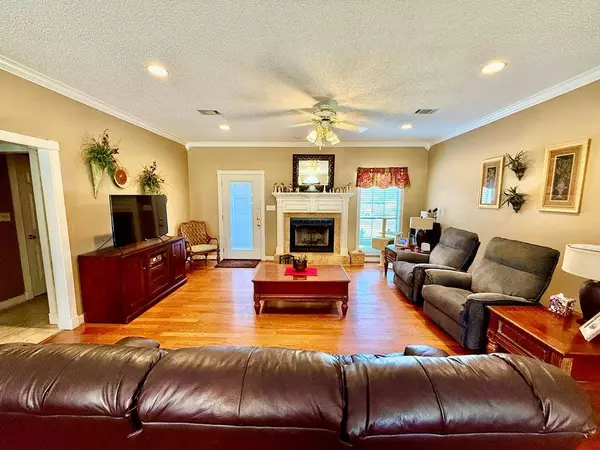 625 Coxstill Road, Adel, GA 31620