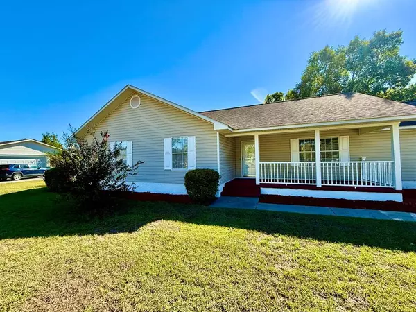 1402 Bear Creek Road, Adel, GA 31620