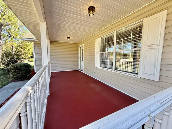 1402 Bear Creek Road, Adel, GA 31620