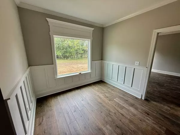 105 Orchard Circle, Adel, GA 31620