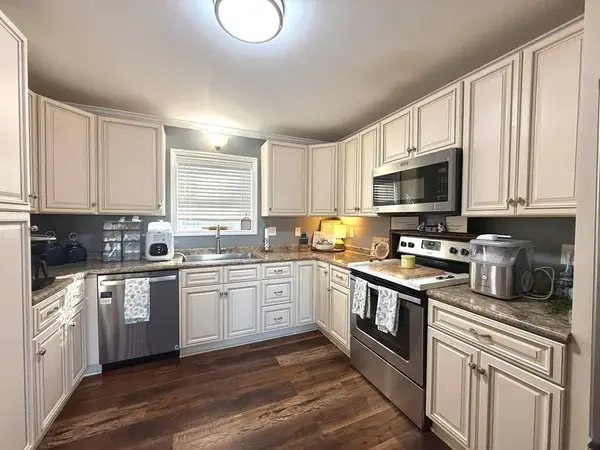 413 Honeysuckle Way, Adel, GA 31620