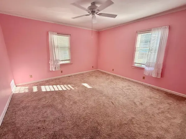 313 S Forrest Avenue, Adel, GA 31620