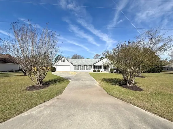 1405 Pebblewood Drive, Adel, GA 31620