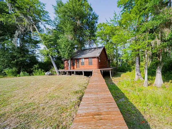 7837 Val Del Road, Adel, GA 31620