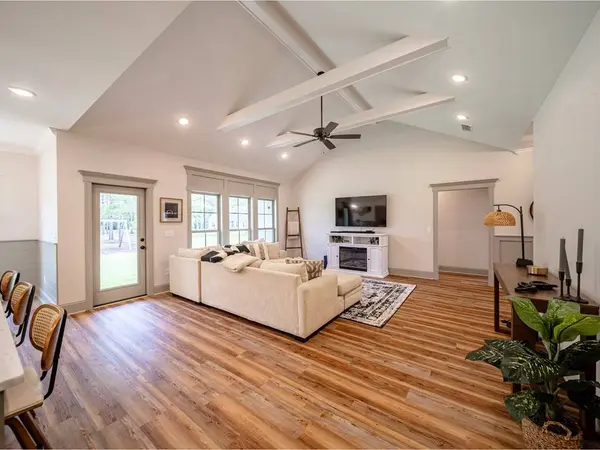 1902 Pebblewood East, Adel, GA 31620