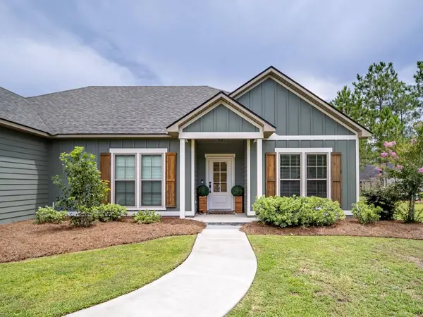 1902 Pebblewood East, Adel, GA 31620