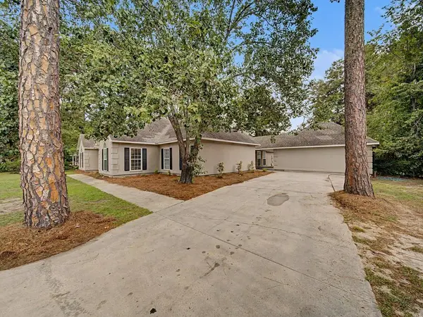 1621 Moore St, Adel, GA 31620