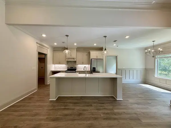 2700 Woodland Drive, Adel, GA 31620