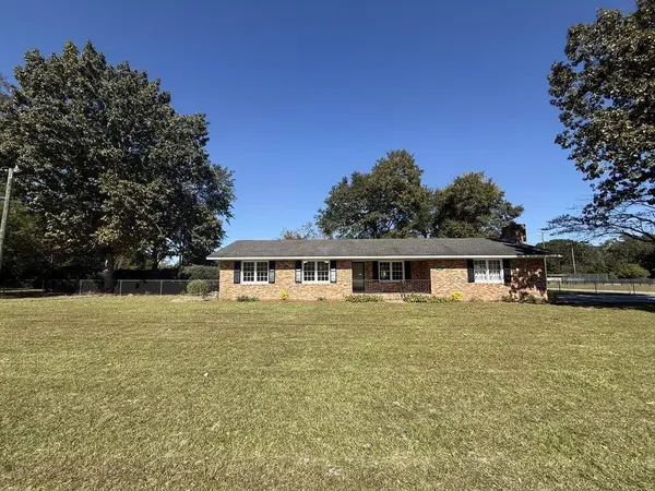 303 E Mitchell Street, Adel, GA 31620