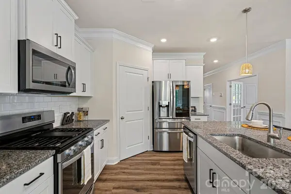 4214 Millstream RD, Denver, NC 28037